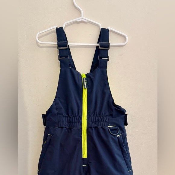 Amazon Essentials Toddler 3T Water Resistant Ski and Snow Bib Overalls - Picture 7 of 9
